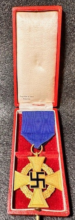 Original Nazi 40-Year Faithful Service Cross by Deschler with Case